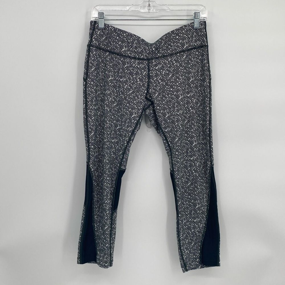 NIKE Women's Dri-Fit Meteor Printed Running Capris 749458-100 Black White Large